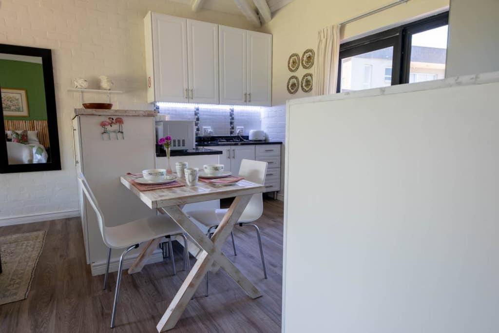 The Amaryllis Luxury Apartment Bella Donna Bettyʼs Bay Esterno foto